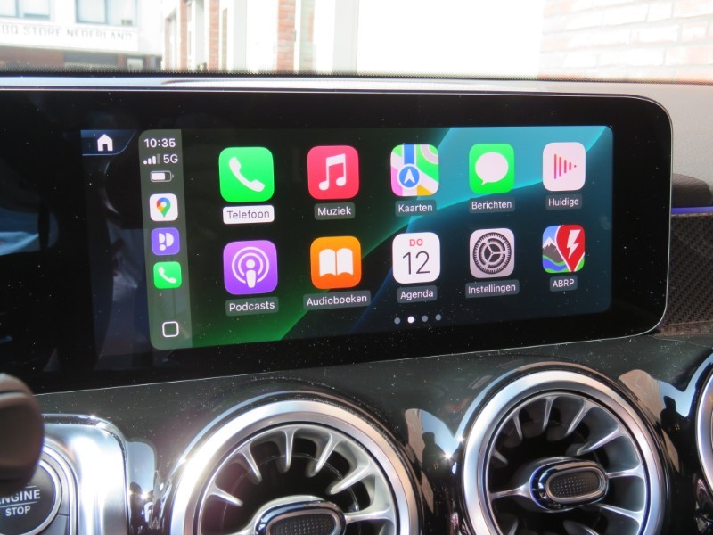 Mercedes-Benz GLB 180