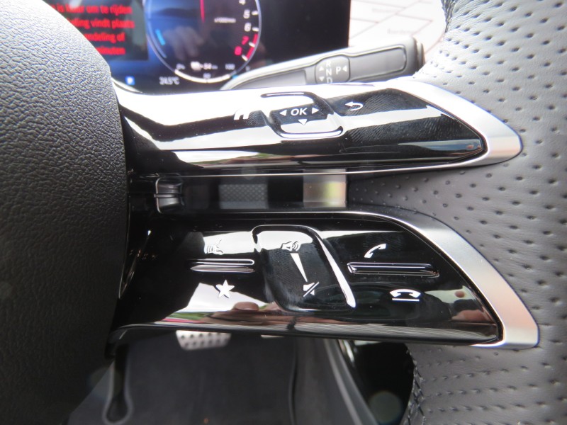 Mercedes-Benz A 250e