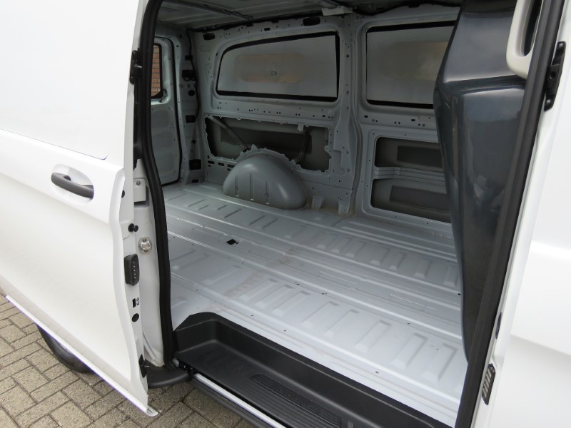 L6E 4m³ Bestelbus Elektrisch