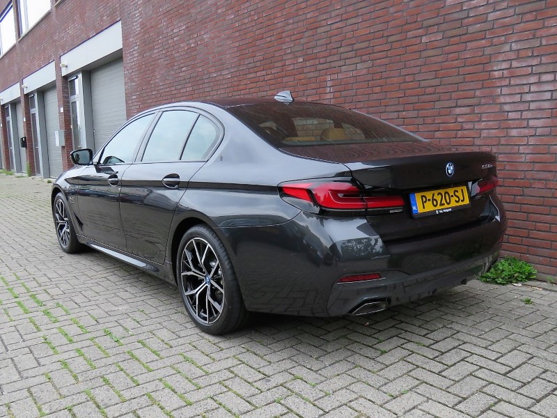 BMW 530e Saloon