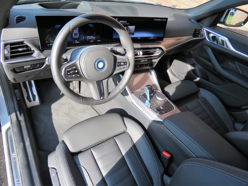 BMW i4