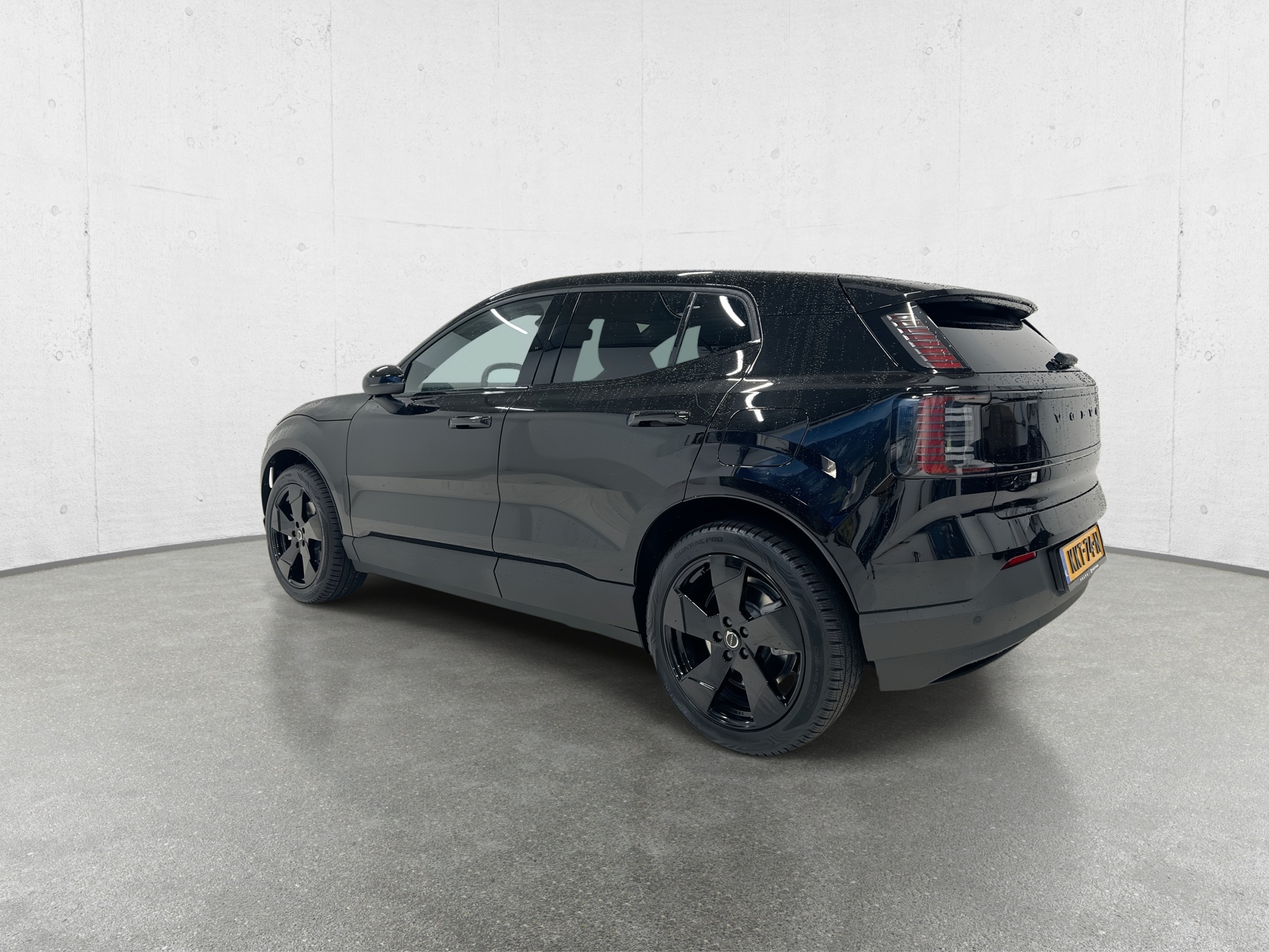 Volvo EX30