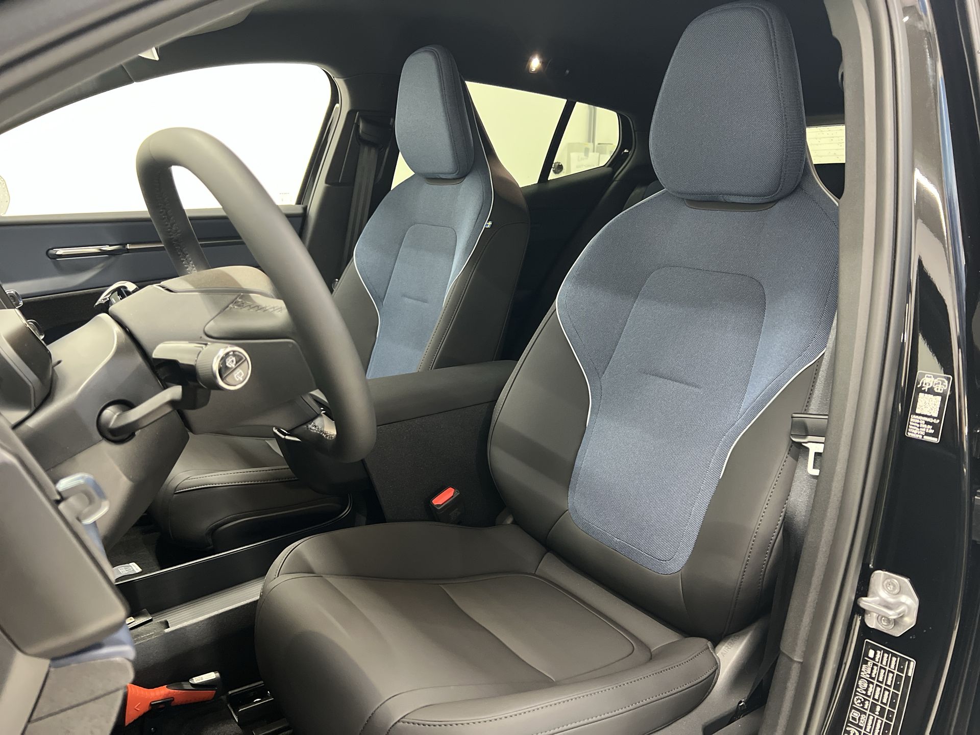Volvo EX30