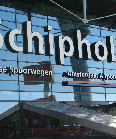 Expats Schipholservice