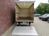 Q 18m³ Box truck with tail lift