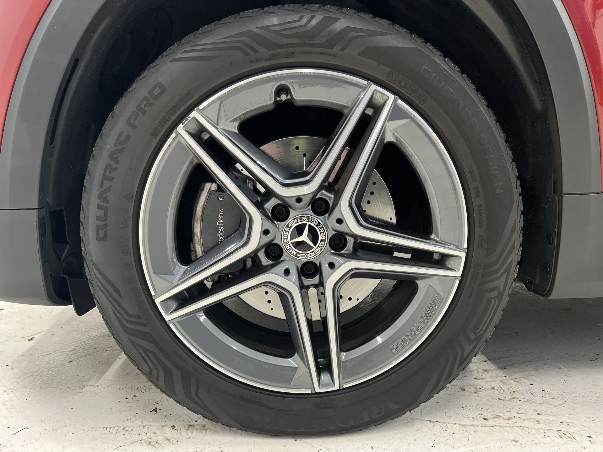 Mercedes-Benz GLB 200