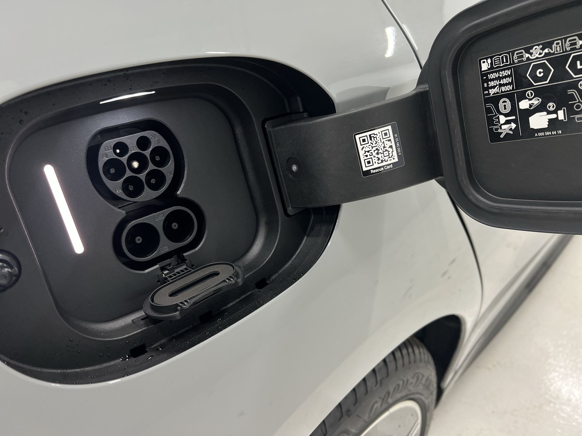 Mercedes-Benz CLA 250+