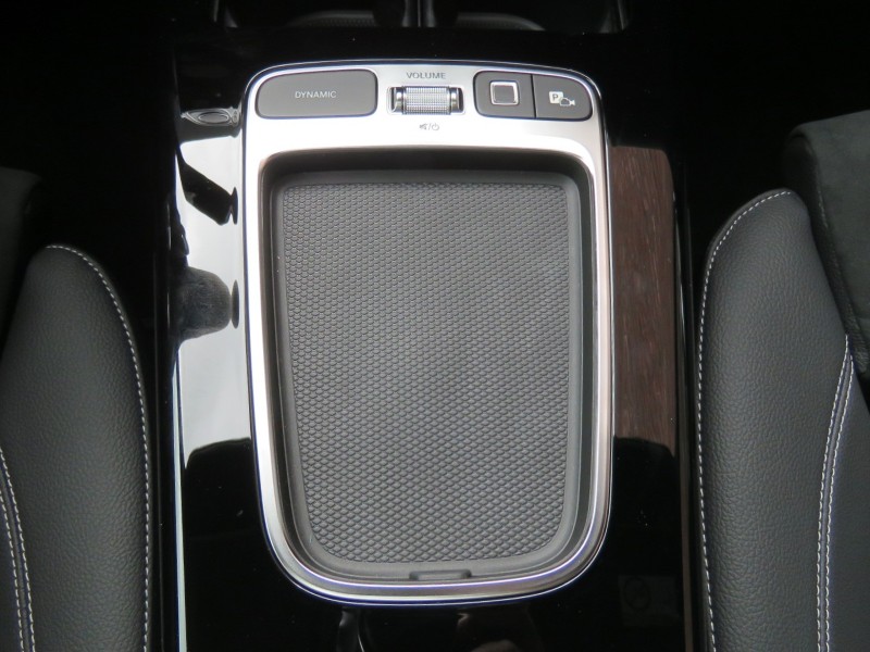 Mercedes-Benz A 250e