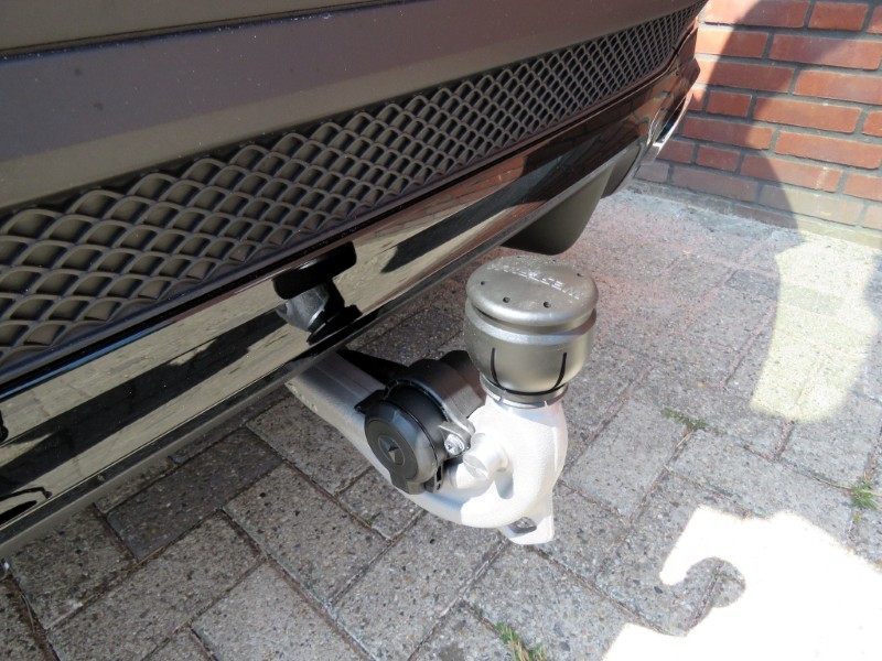 Mercedes-Benz GLB 180