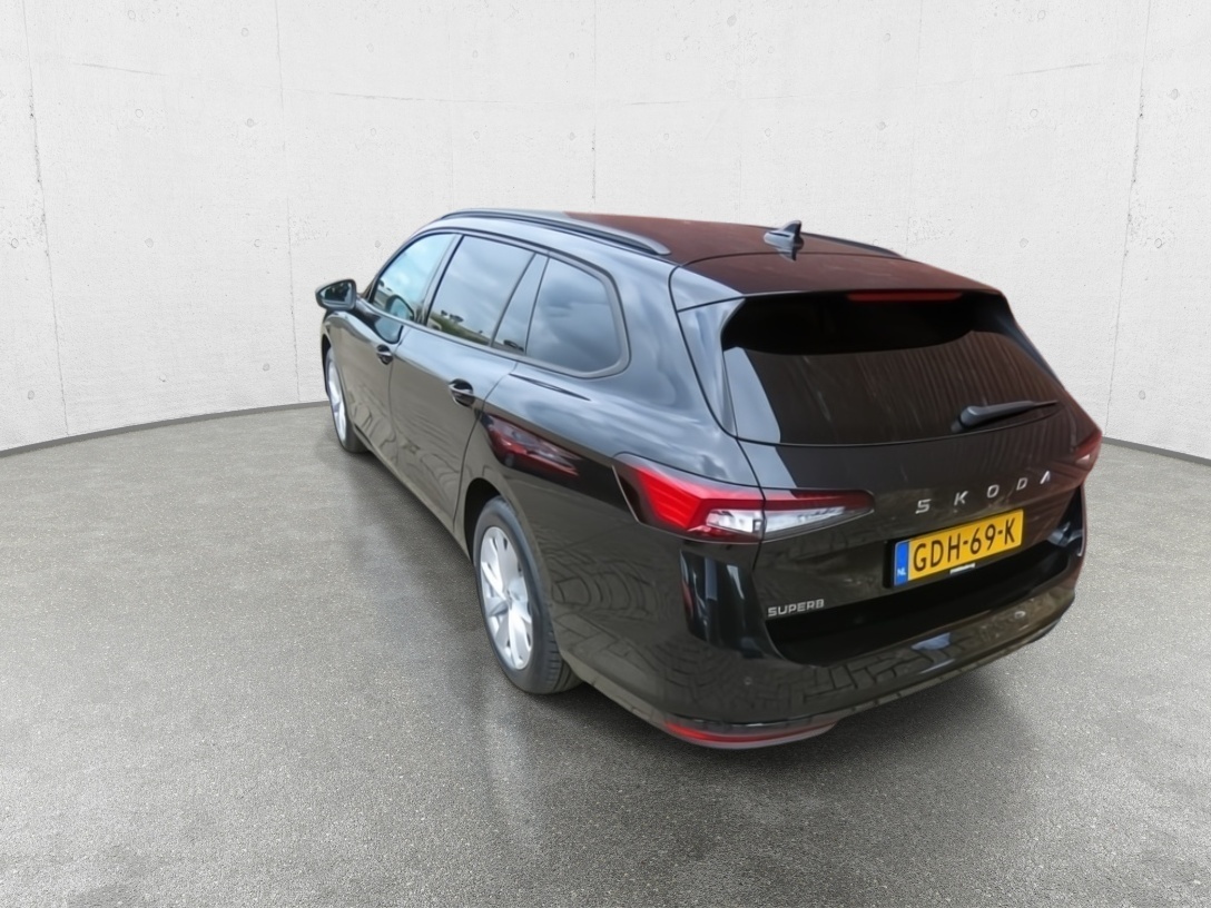 Skoda Superb Combi