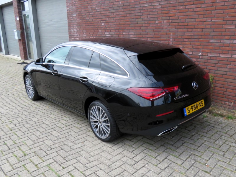 Mercedes-Benz CLA 250e Shooting Brake