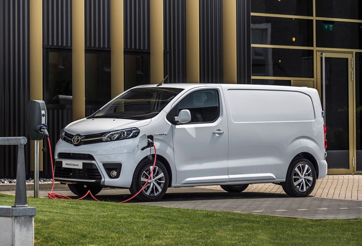 Toyota PROACE Electric Worker