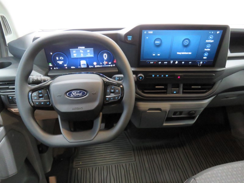 G9 Passenger 9-persoons bus