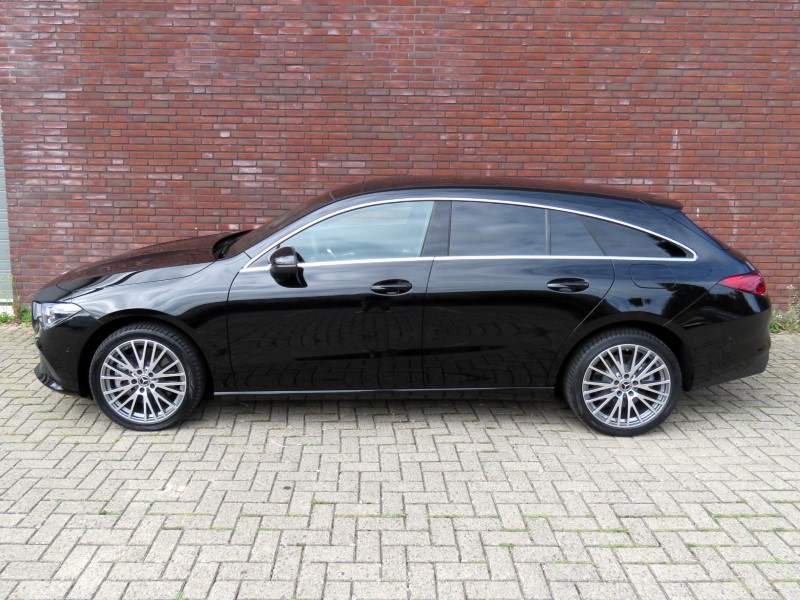 Mercedes-Benz CLA 250e Shooting Brake