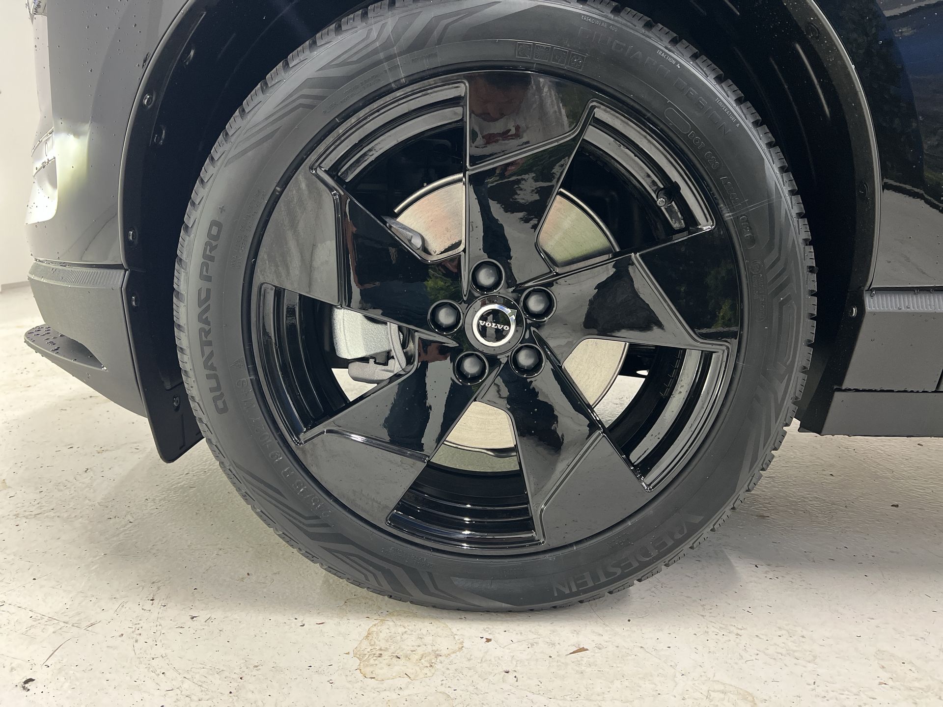 Volvo EX30